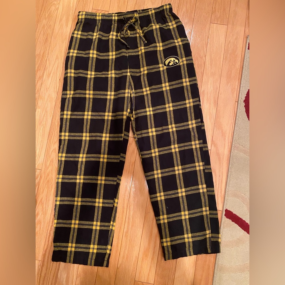 Men's Iowa Hawkeyes Flannel Pants.